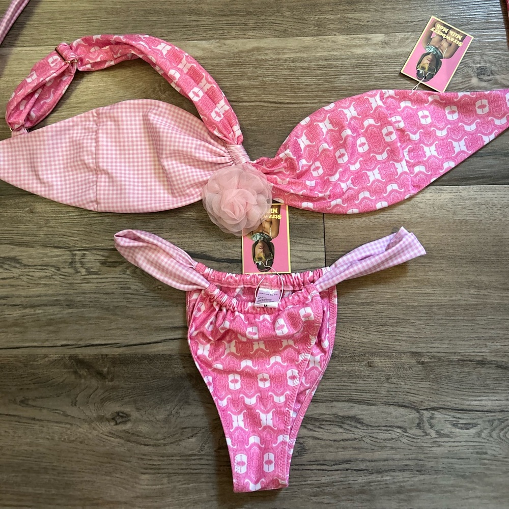 Strawberry Milk Mob Garden Party. Large top.